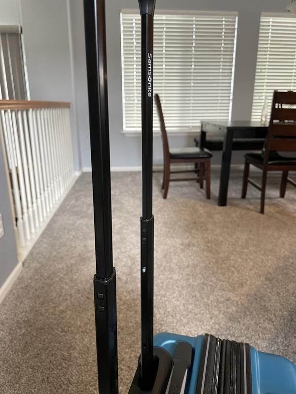 Very thin extended handles.