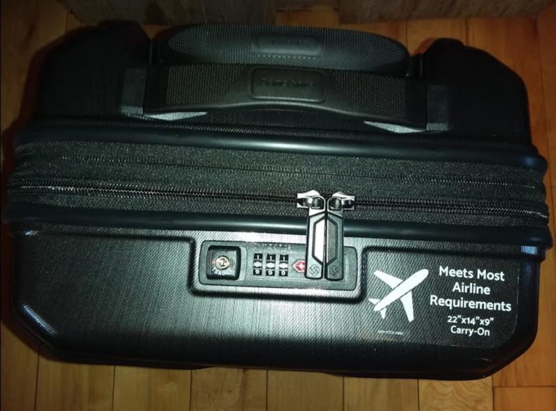 Stryde 2 22x14x9 Carry-On Glider