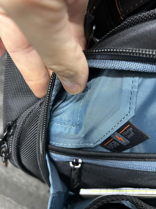 No USB port. Replaced with just a pass though.