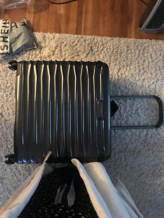 Height of the suitcase