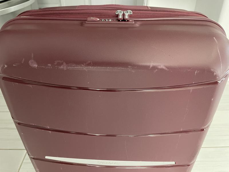 Customer photo for "Low Quality product - refrain buying it."