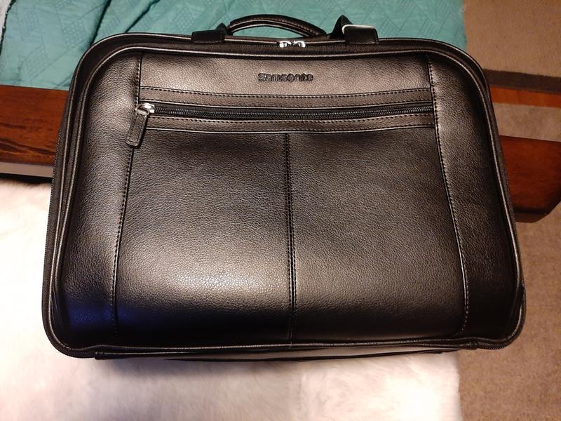 samsonite leather checkpoint friendly case