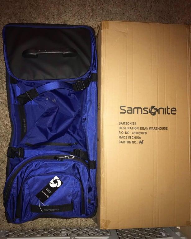 Samsonite detour 29 online wheeled duffel