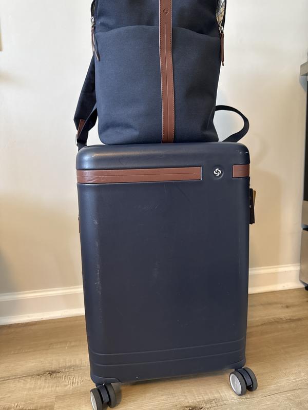 Virtuosa Suitcase with backpack (not included)