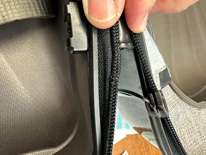 Customer photo for "Zipper broke on 1st trip."