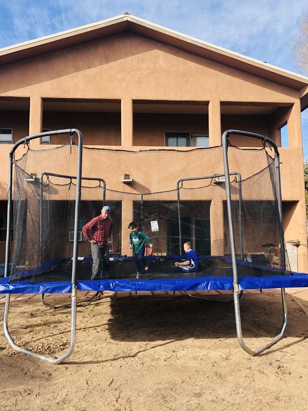 Square trampolines outlet at sam's club