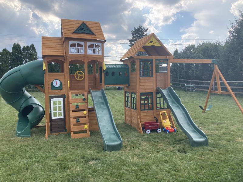 Kidkraft paramount shop wooden playset