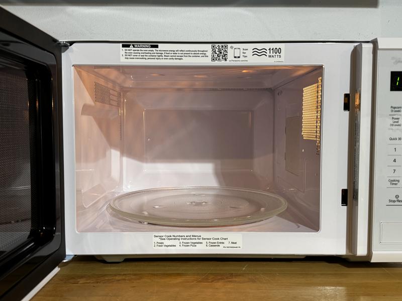 Panasonic 1.3 Countertop Microwave Oven Stainless Steel - Su696s : Target