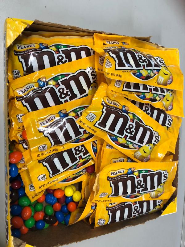 M&M'S Peanut Milk Chocolate Candy 1.74oz (48 Individual Packs)