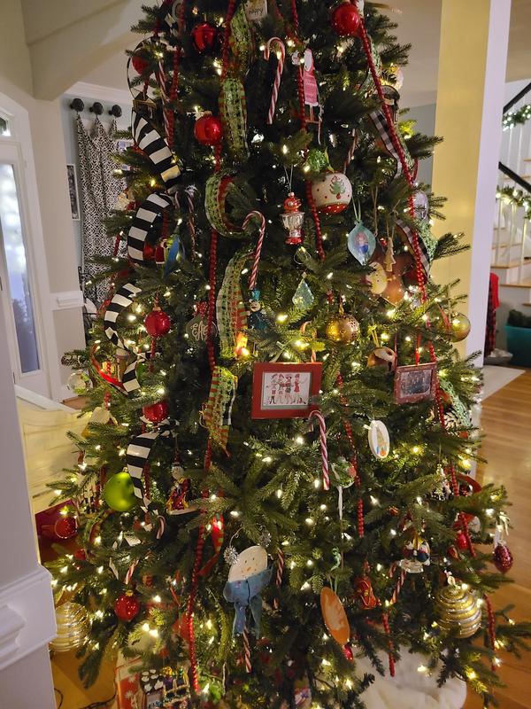 Member's Mark 9' 1,000 LED Pre-Lit Bristle Fir Christmas Tree - Sam's Club