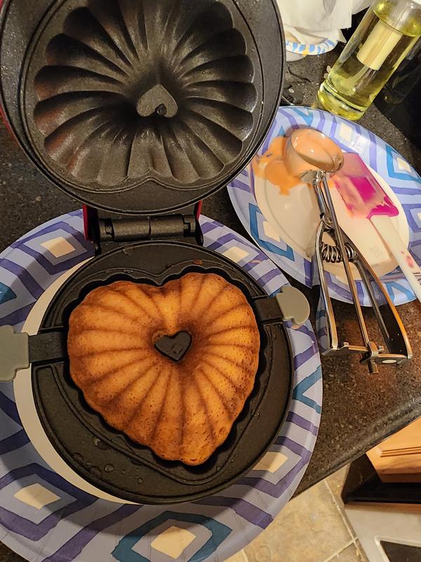 Bakery Mini Bundt Cake Maker Dash Mini Bundt Cake Pan Dash