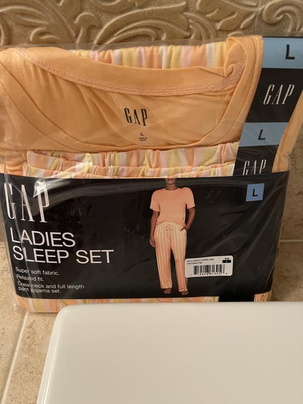 GAP, Intimates & Sleepwear