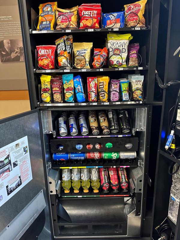 Selectivend WS4000 32 Selection Snack Vending Machine