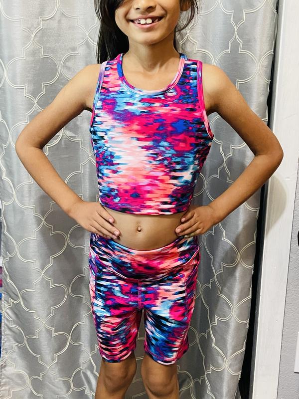 Sam's Club Savings, How chic is the GapFit matching active set now  @samsclub?! The sports bra is only $12.98 and the matching compression  leggings are $14.98