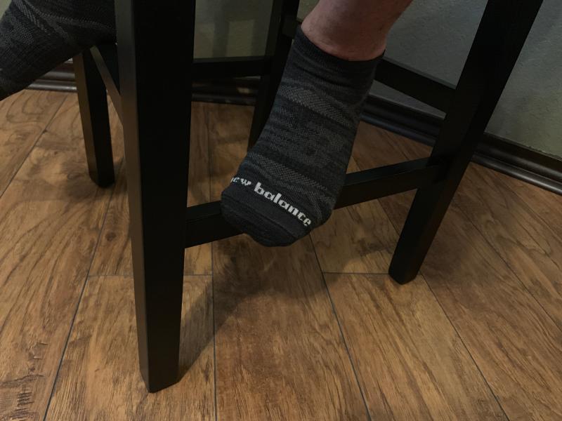 new balance men's socks black