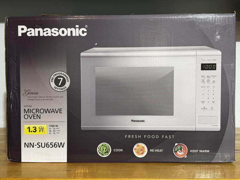 Panasonic Silver Countertop Microwave Oven, 1.3 cu. ft., 1100 Watts - Sam's  Club