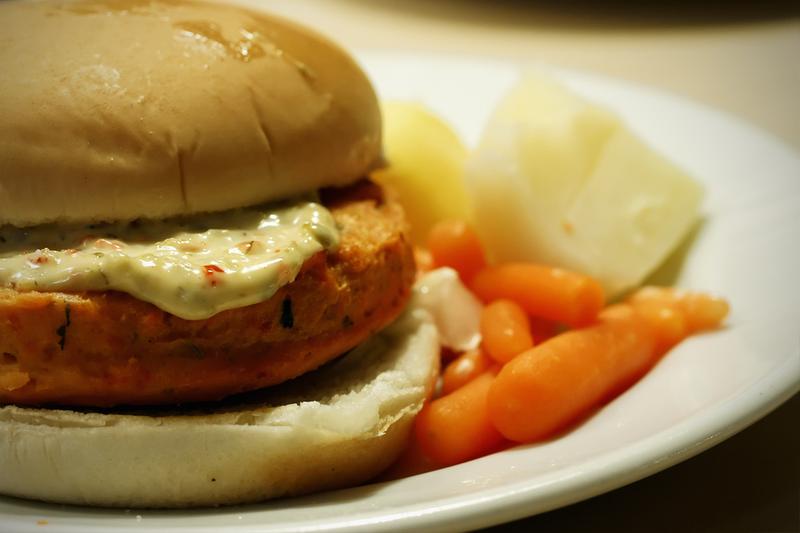 Member's Mark Alaskan Salmon Burgers (3 lb.) - Sam's Club