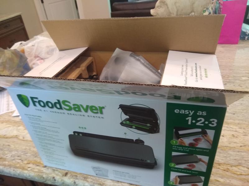 FoodSaver Multi-Use Food Preservation System With Built-In Handheld Sealer  - Sam's Club