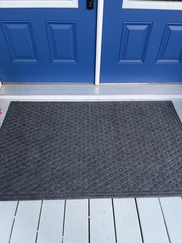 Member's Mark Commercial Grease-Proof Floor Mat (3' x 3' x .5) - Sam's Club