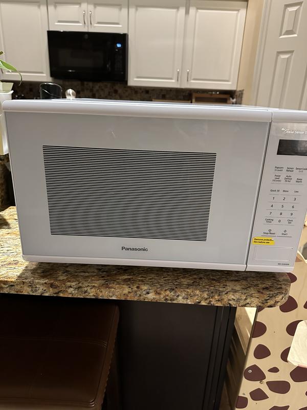 Panasonic 1.3 cu.ft. Countertop Microwave Oven