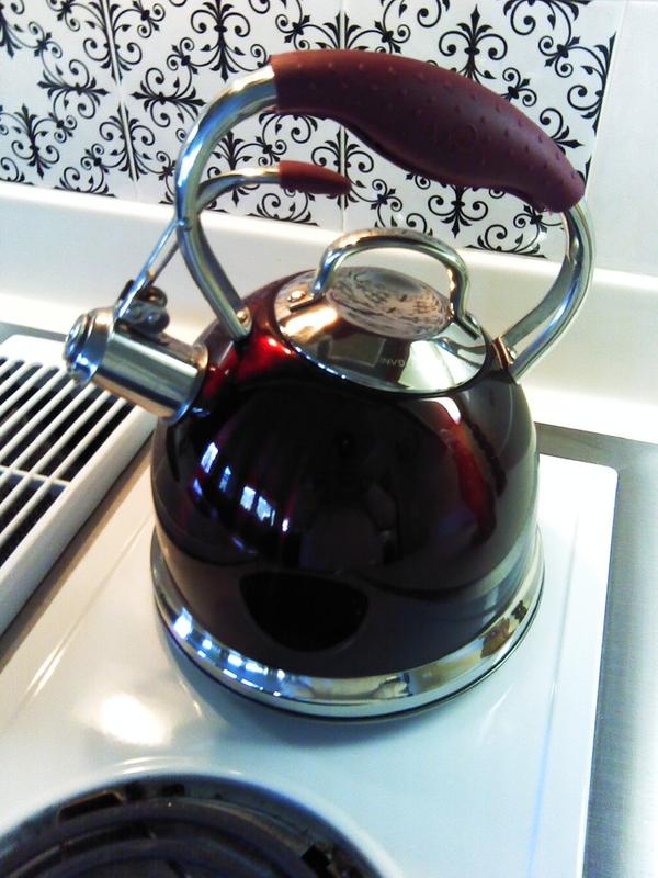 Wolfgang puck hotsell tea kettle