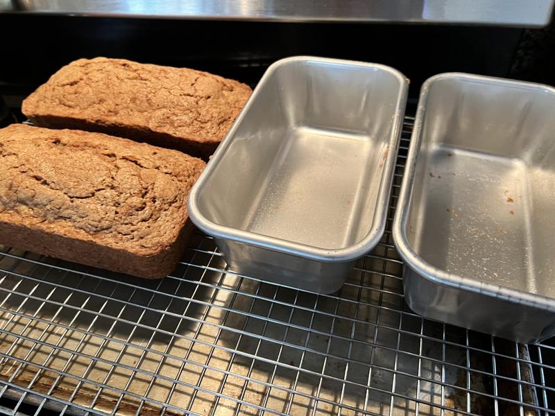 Nordic Ware Toffee Wildflower Loaf Pan with Loaf Keeper - Sam's Club