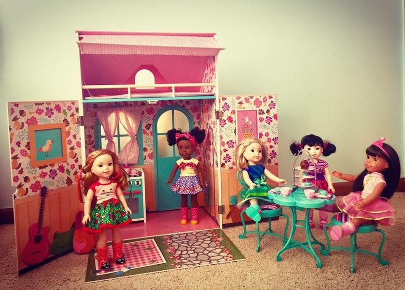 wellie wisher doll house