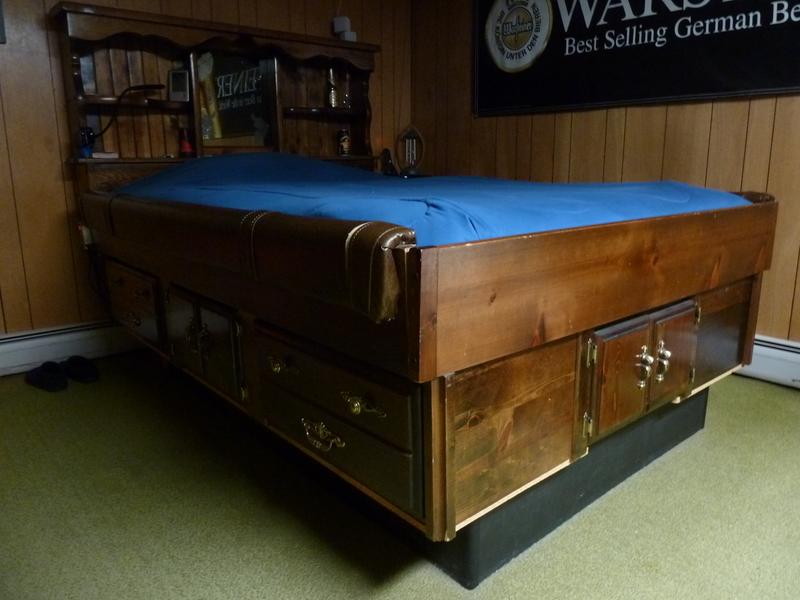 Grand Retro Waterbed Frame Set, How To Put Together A Waterbed Frame With Drawers