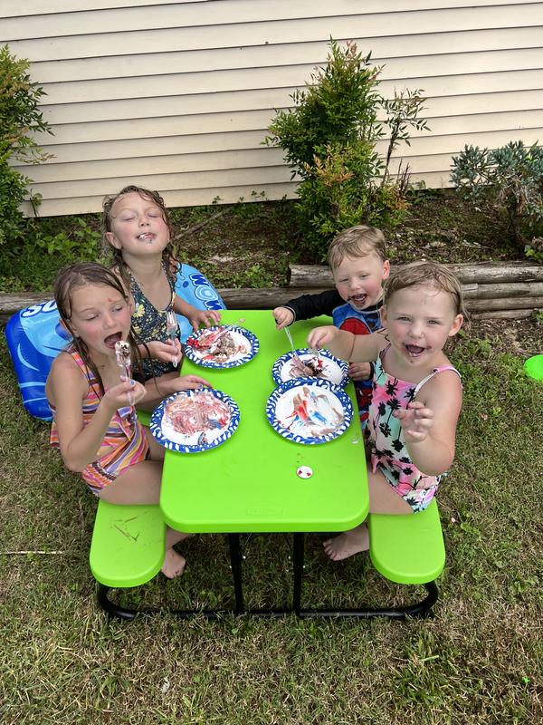 Lifetime Kids Picnic Table