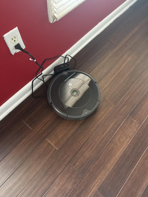 iRobot Roomba 692 Wi-Fi Connected Robot Vacuum - Sam's Club