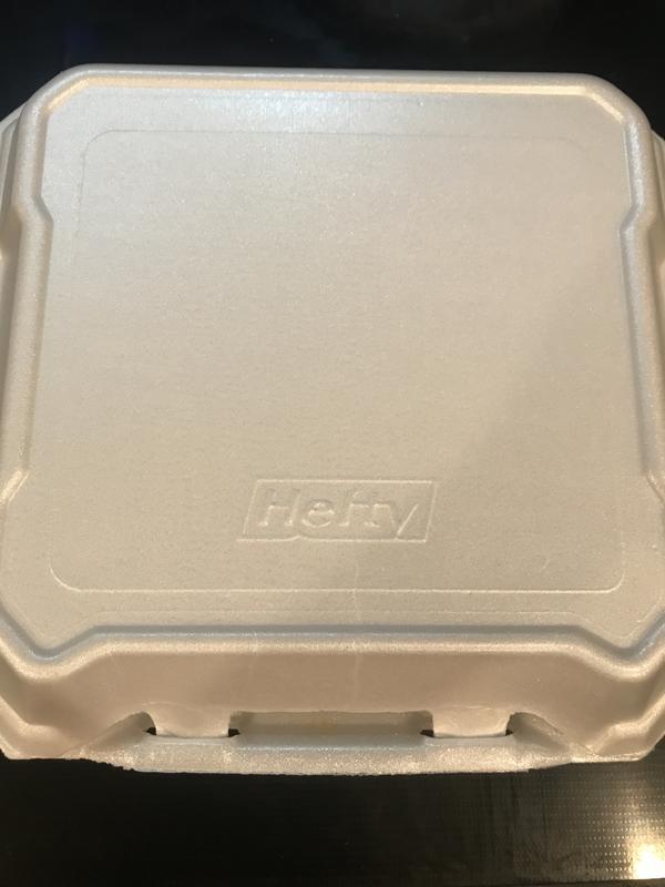 Member's Mark Hefty Three-Compartment Hinged Lid Containers (125 Count)