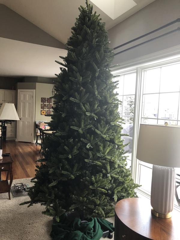 Evergreen Classics Pre-Lit 9' Grow And Stow Christmas Tree - Sam's Club