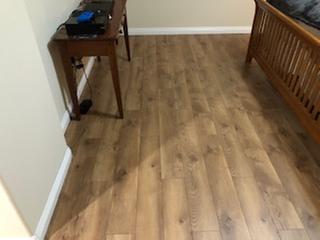 Select Surfaces Heritage Oak SpillDefense Laminate Flooring