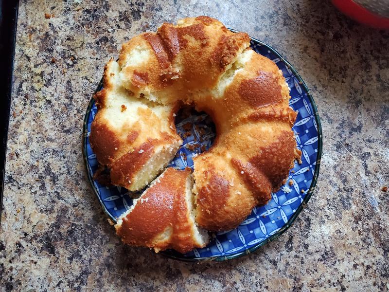 Treat™ 12 Cup Bundt® Pan - Nordic Ware