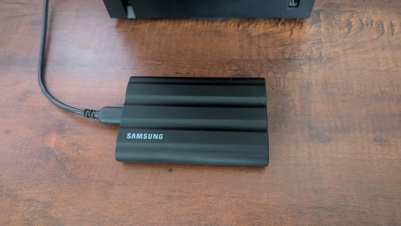 Samsung SSD Portátil T7 Shield 4TB | Samsung Brasil