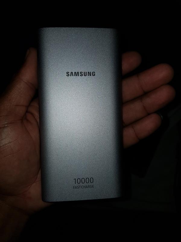 SAMSUNG - Batterie Externe 10 000 mAh micro-USB - Argent