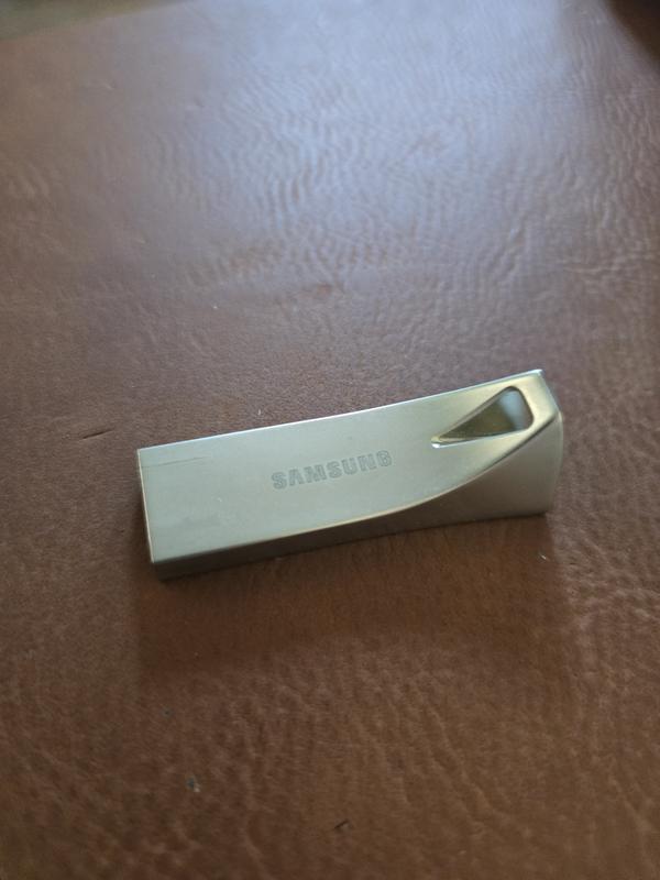 Customer carousel item 1.
