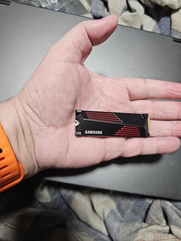 990 PRO w/ Heatsink PCIe® 4.0 NVMe™ SSD 2TB | Samsung US