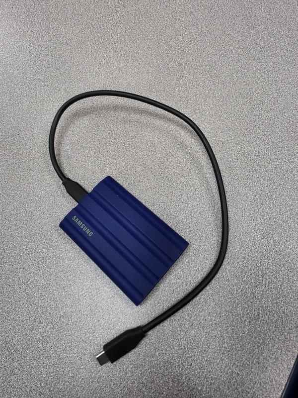 Customer carousel item 9.
