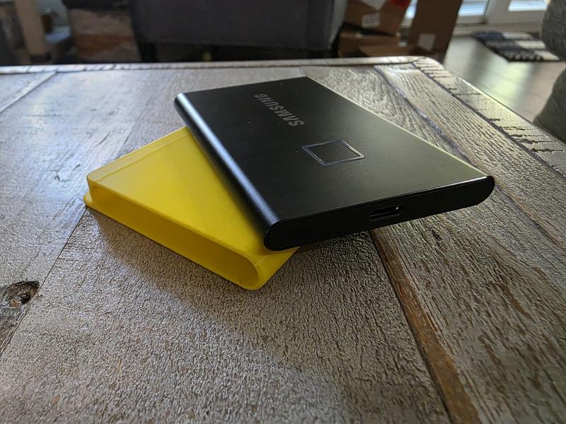 Portable SSD T7 Shield 4TB USB 3.2 | Samsung US