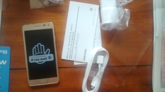 Galaxy Alpha 32GB (AT&T) Phones - SM-G850AZWEATT