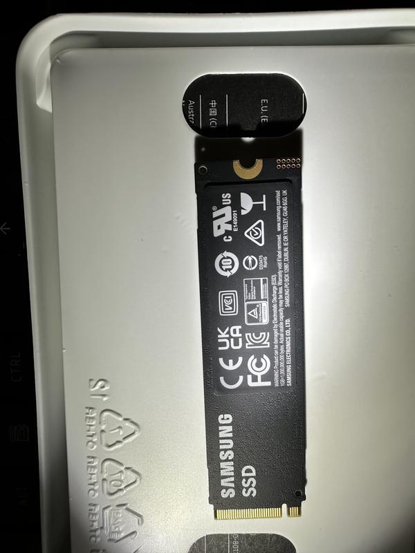 SAMSUNG - 990 PRO - Disque SSD Interne - 4 To - PCIe 4.0 - NVMe 2.0 - M2  2280 - Jusqu'à 7450 Mo/s (MZ-V9P4T0BW) - Cdiscount Informatique