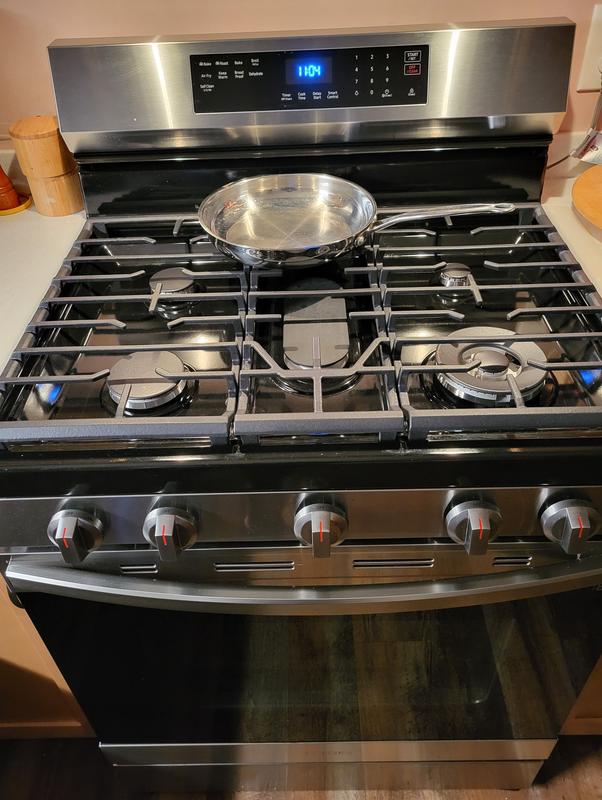 NX60A6511SS Samsung 30 Smart Gas Convection Range with 5 Sealed Burners  and No Pre Heat Air