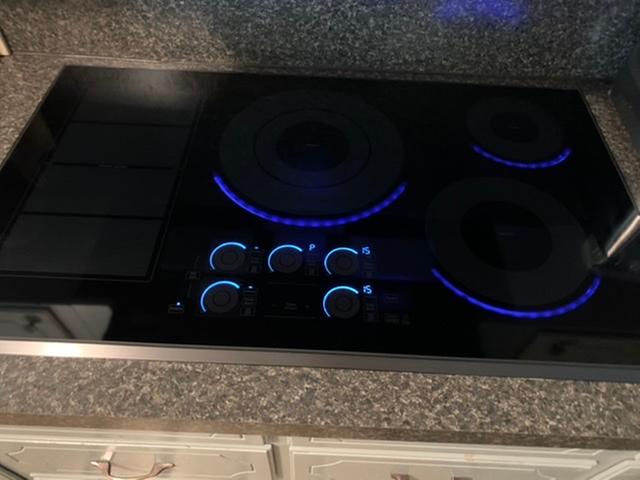 Reviews for Samsung 36 in. 5-Burner Elements Induction