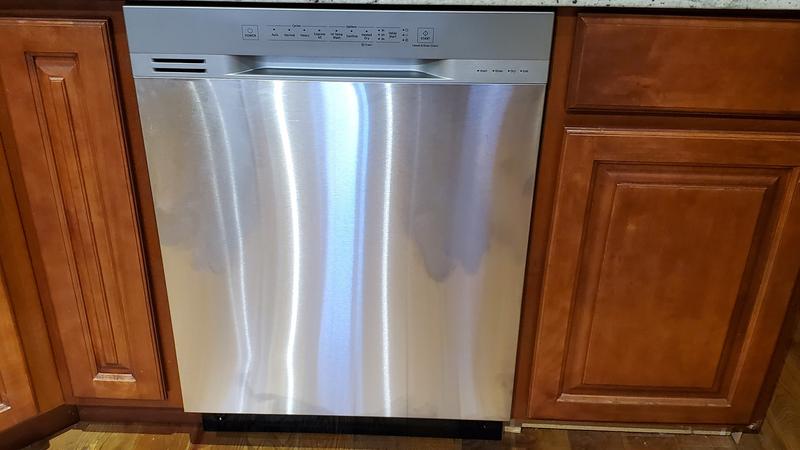 samsung front control dishwasher with hybrid interior and 3rd rack