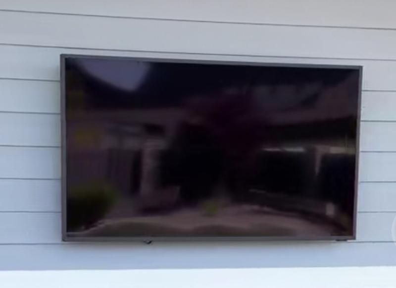 Customer carousel item 5.