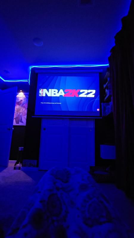 Customer carousel item 3.