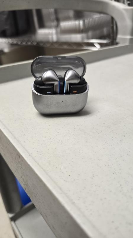 Samsung Galaxy Buds3 Pro シルバー Buy Galaxy Buds3 Pro Silver | Samsung US