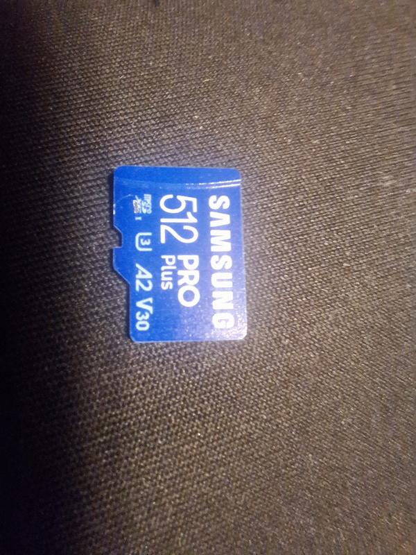 Sonic the Hedgehog PRO Plus 128GB microSD card + SD Adapter