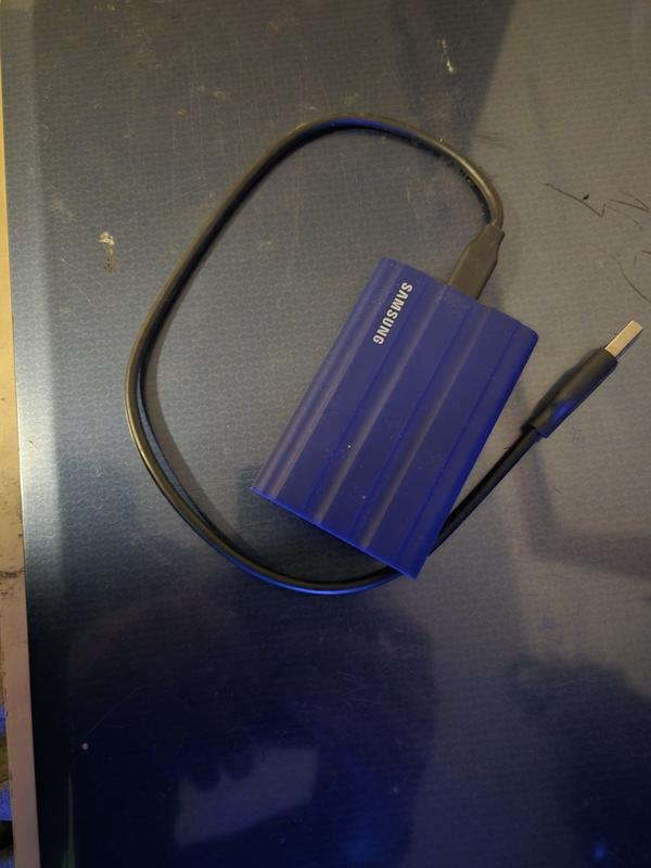Portable SSD T7 Shield 1TB USB 3.2 | Samsung US